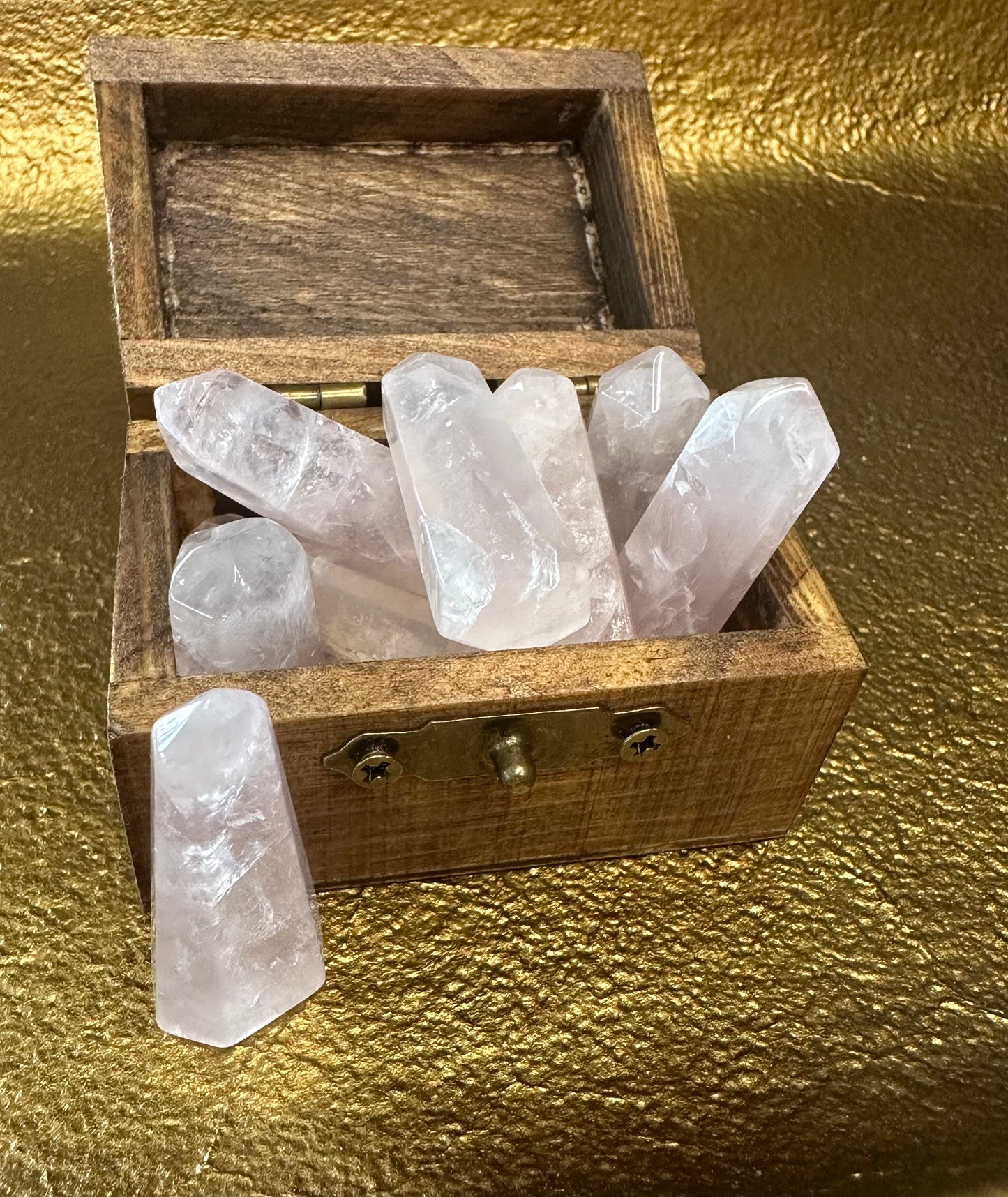 Mini Rose Quartz Tower