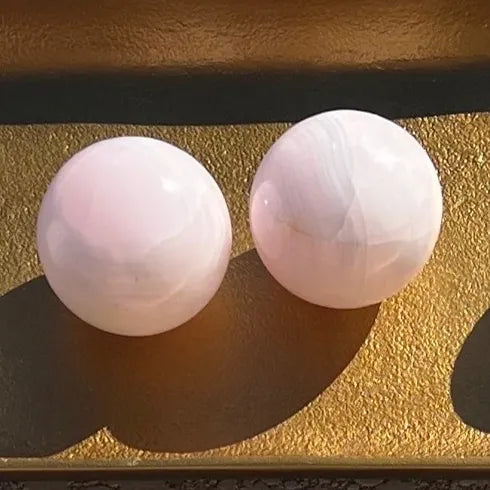 Mangano Calcite Spheres