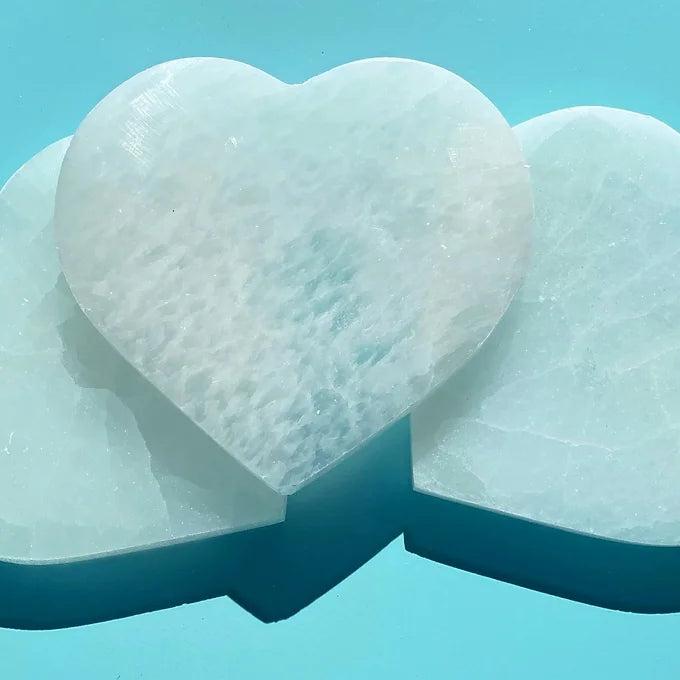 Selenite Heart Charging Plate