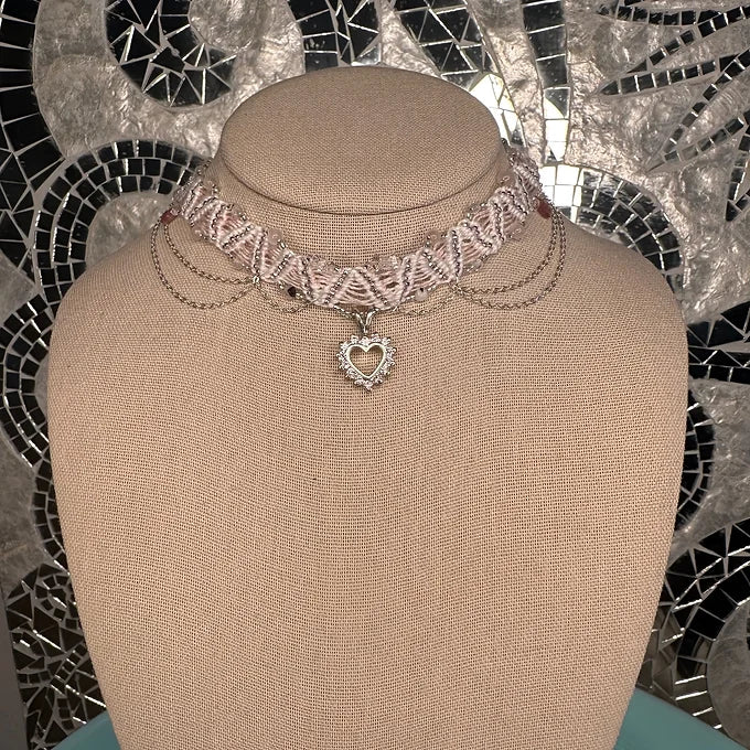 Sweet Heart Choker