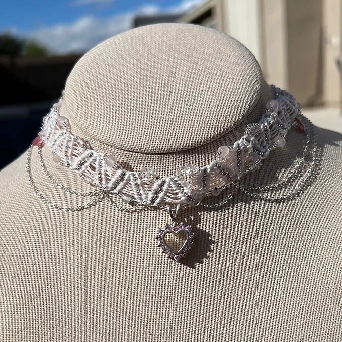Sweet Heart Choker