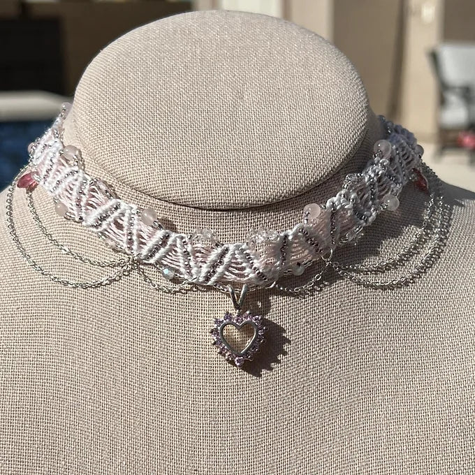 Sweet Heart Choker