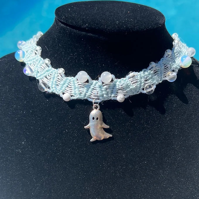 The Glowing Ghost Choker