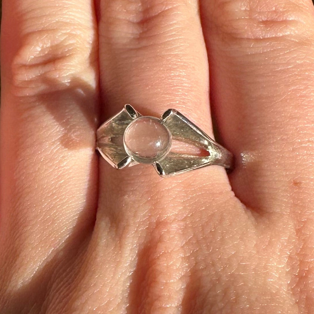 Pool of Light Ring