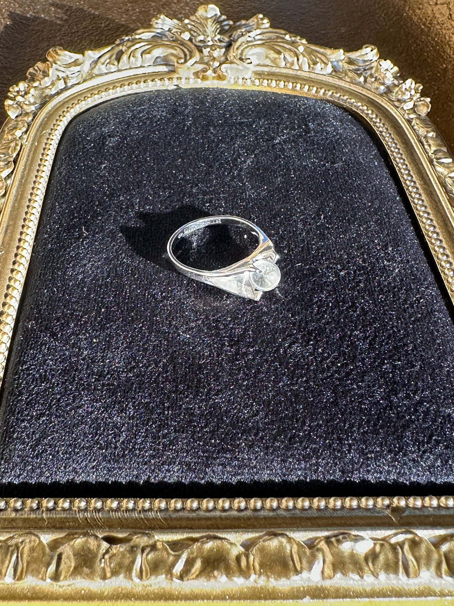 Pool of Light Ring