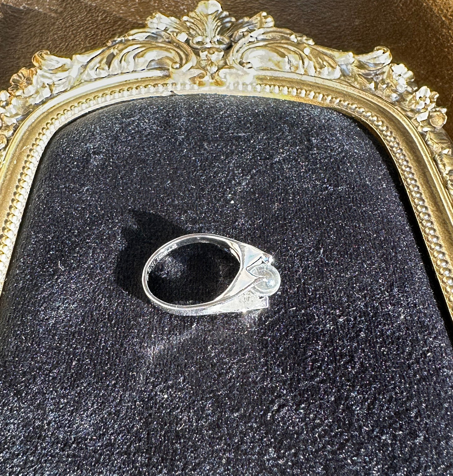 Pool of Light Ring